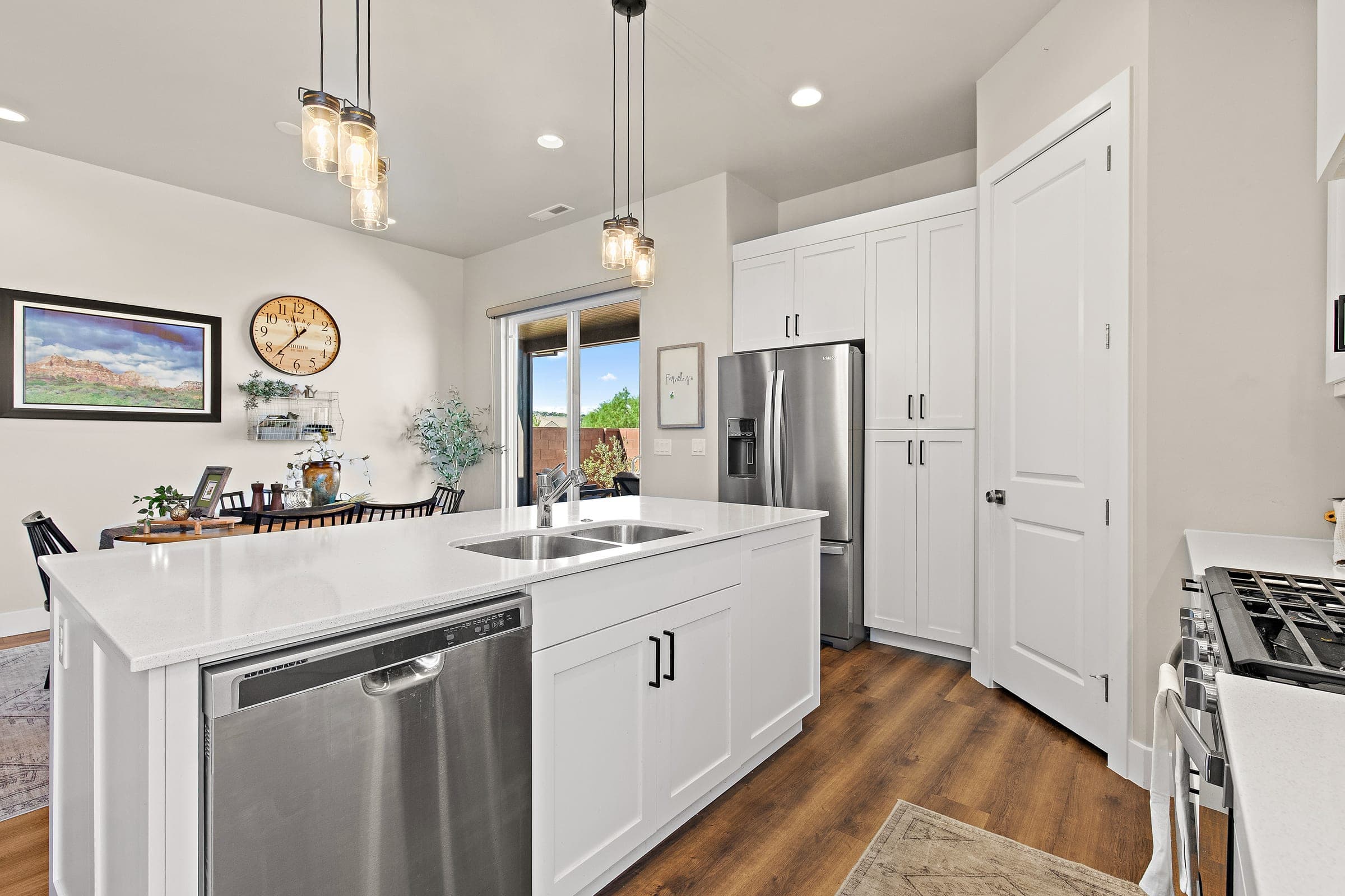 2802 East Church Oak Drive, photo 13