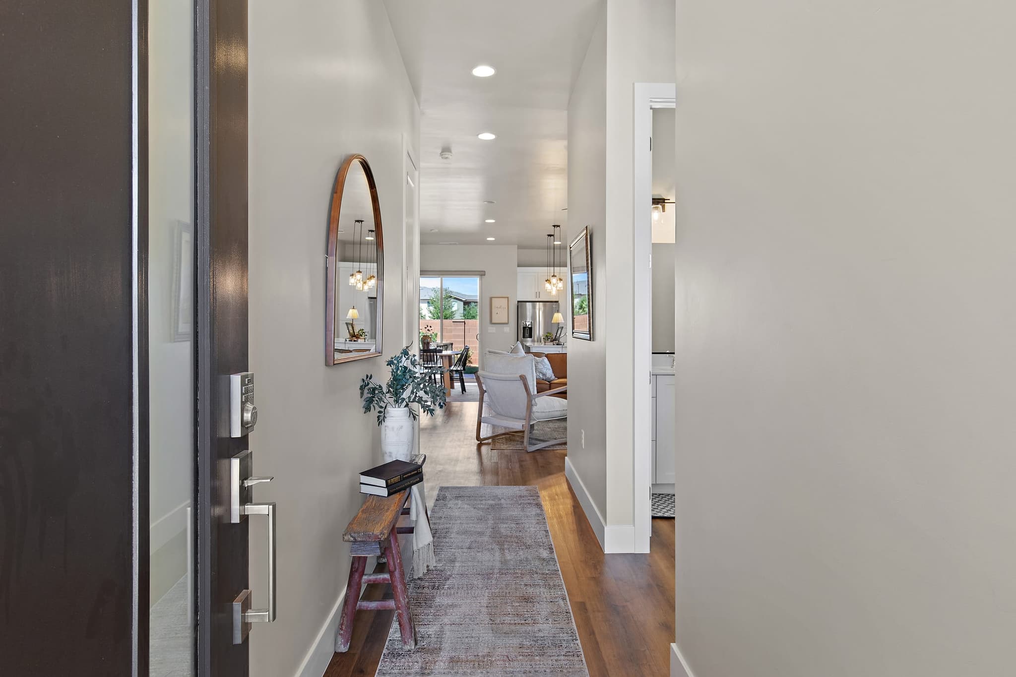 2802 E Church Oak Dr